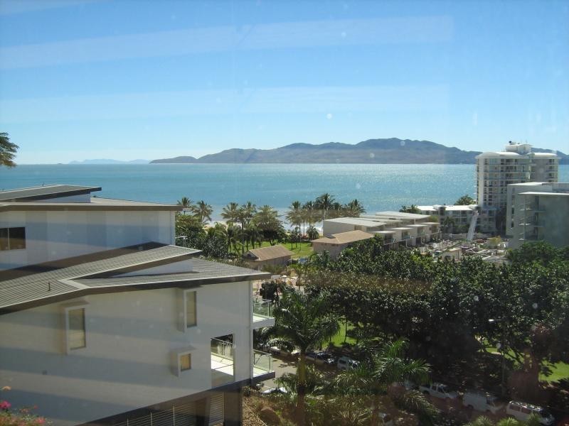 Unit 12/23 a Cleveland Terrace, Townsville City QLD 4810