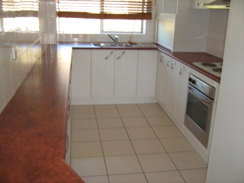 Unit 12/23 a Cleveland Terrace, Townsville City QLD 4810