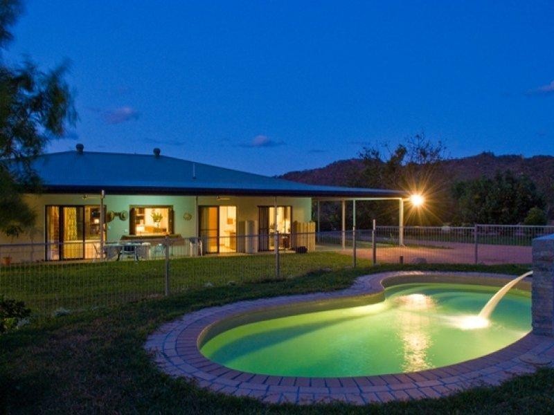 11 Dolphin Court, Magnetic Island QLD 4819