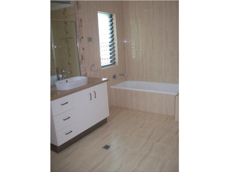 3 Riverwood Drive, Idalia QLD 4811