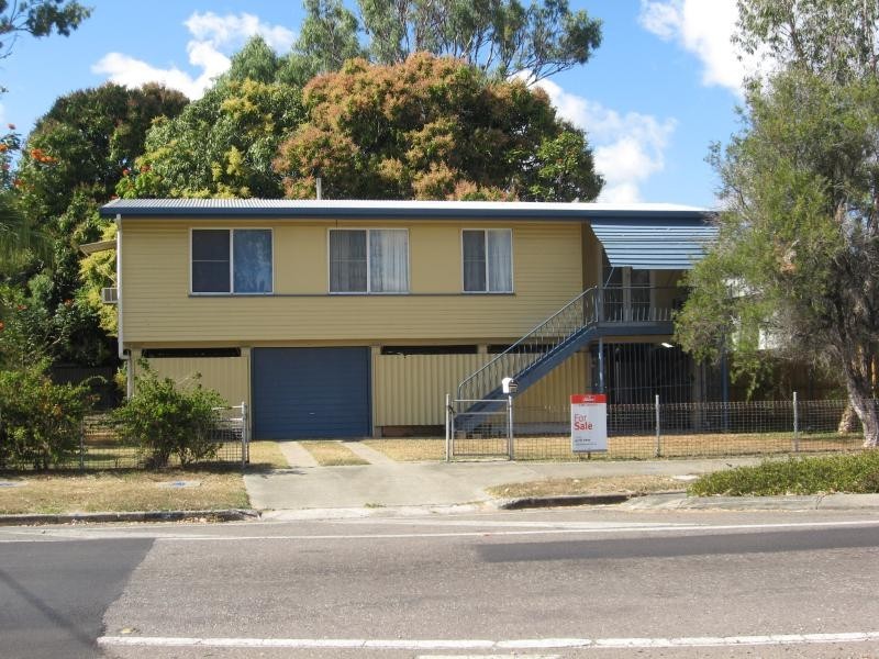 238 Charles Street, Cranbrook QLD 4814
