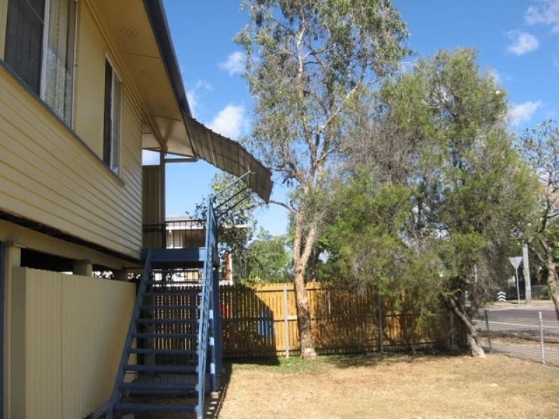 238 Charles Street, Cranbrook QLD 4814