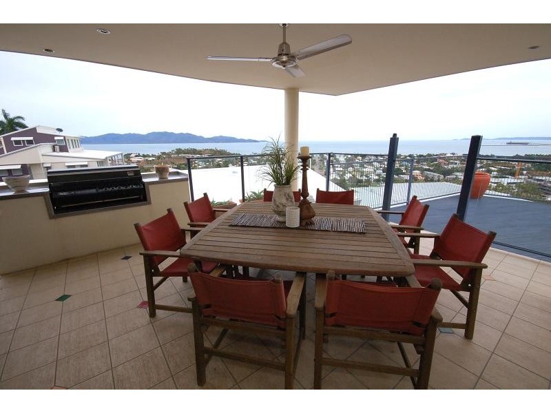 Castle Hill QLD 4810