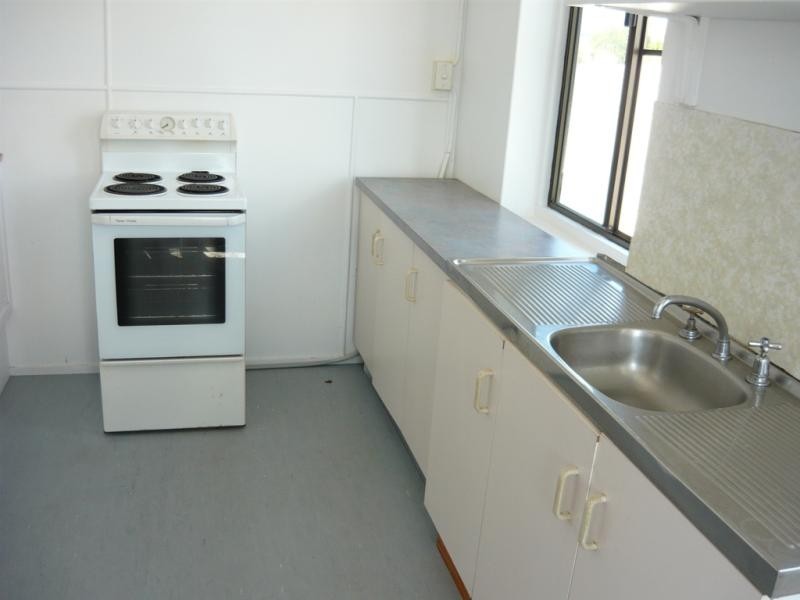 118 Charters Towers Road, Hermit Park QLD 4812