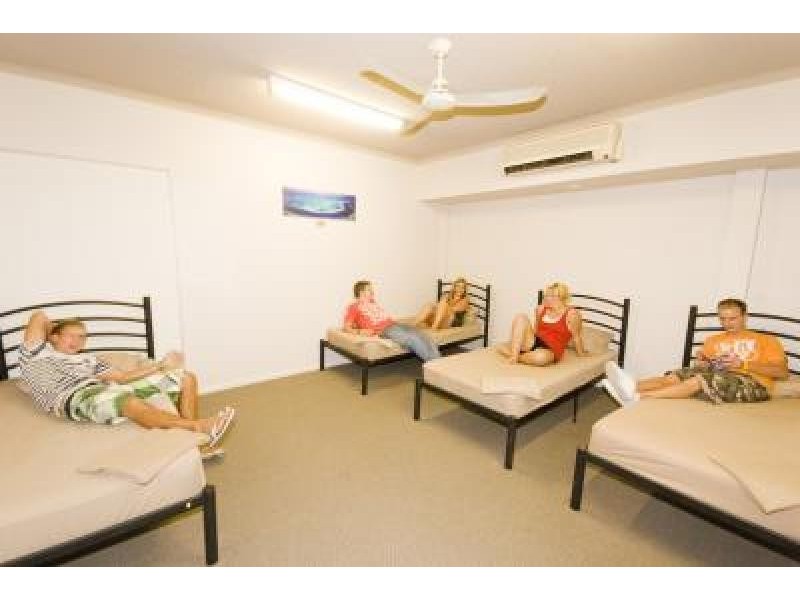 66-88 Lake Street, Cairns QLD 4870