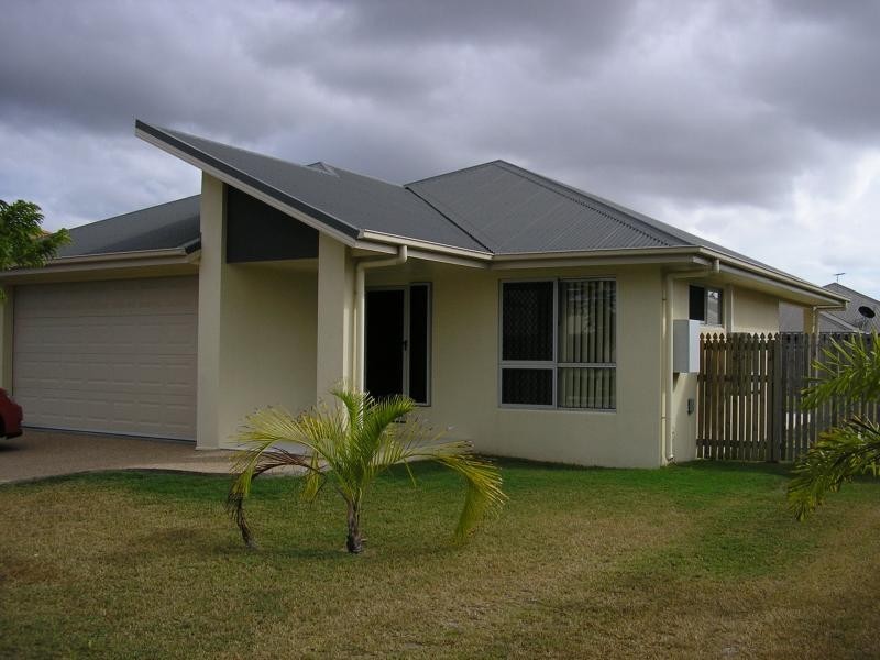 27 Elphinstone Drive, Kirwan QLD 4817