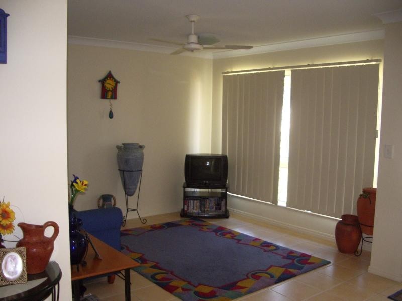 34 Hilton St, Mount Louisa QLD 4814