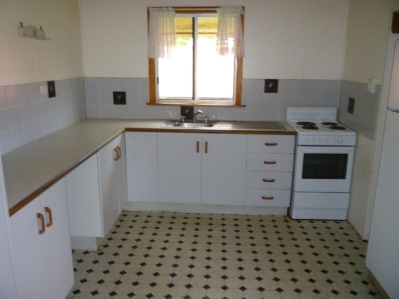 35 Ninth Ave.,, Railway Estate QLD 4810