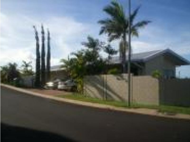 34 Stirling Drive, Castle Hill QLD 4810