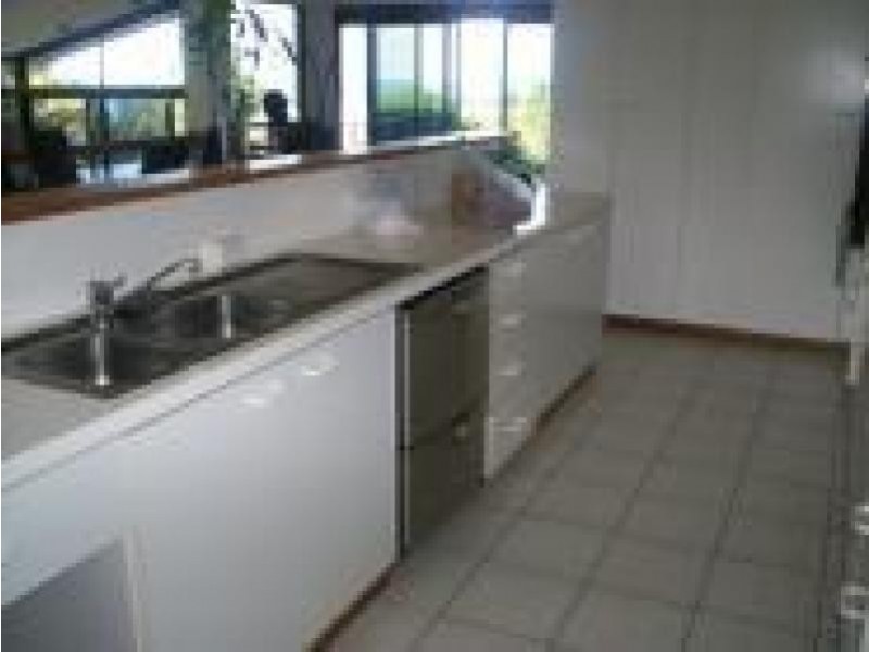 34 Stirling Drive, Castle Hill QLD 4810