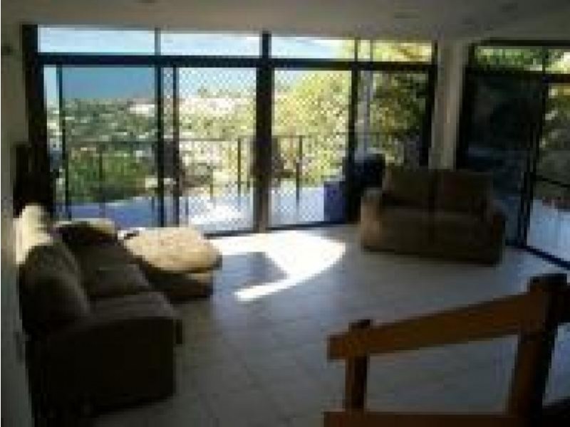 34 Stirling Drive, Castle Hill QLD 4810