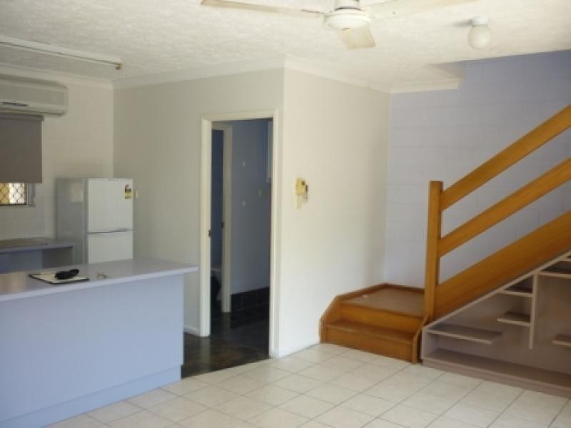 11/13-17 McIlwraith St, South Townsville QLD 4810