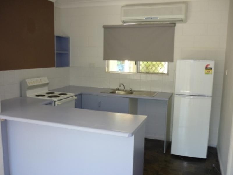 11/13-17 McIlwraith St, South Townsville QLD 4810