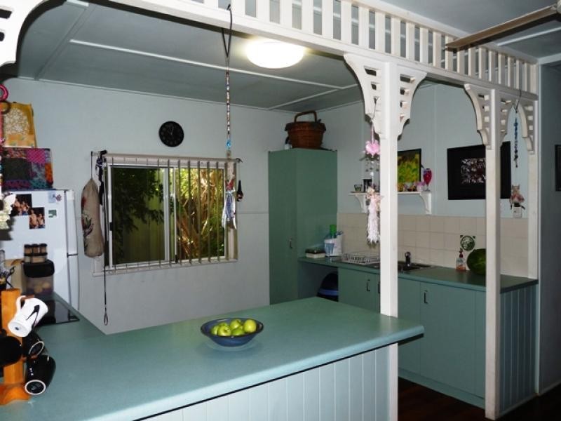 7 CARTER STREET, North Ward QLD 4810