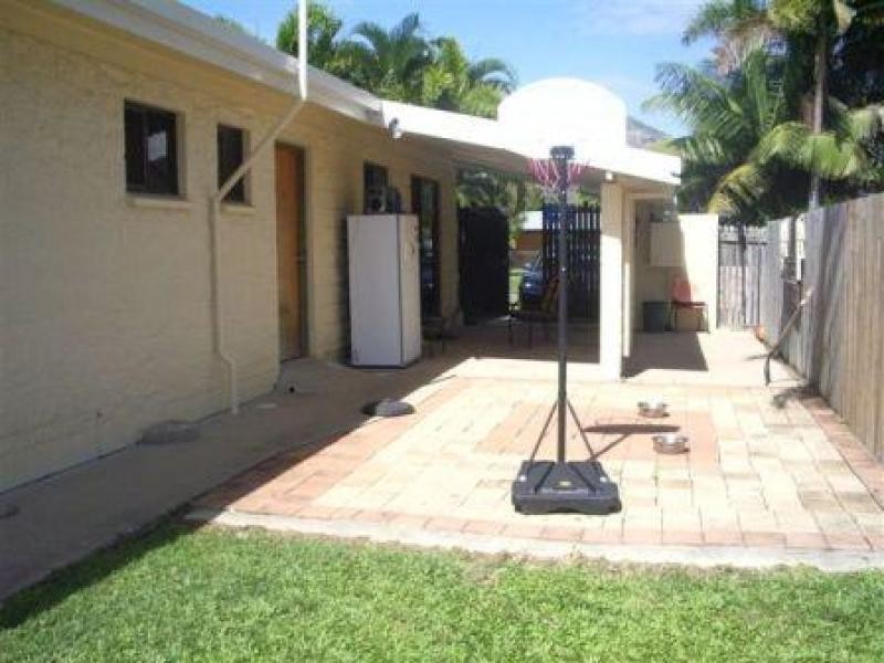 51 Newton St, Wulguru QLD 4811