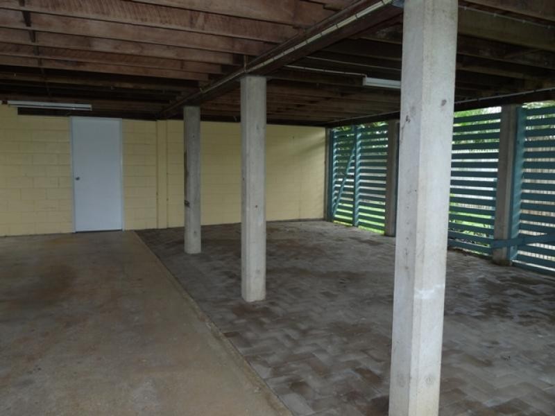 12 HUTCHINS STREET, Heatley QLD 4814