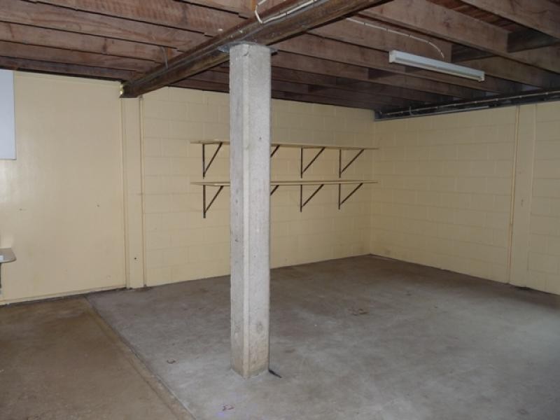 12 HUTCHINS STREET, Heatley QLD 4814