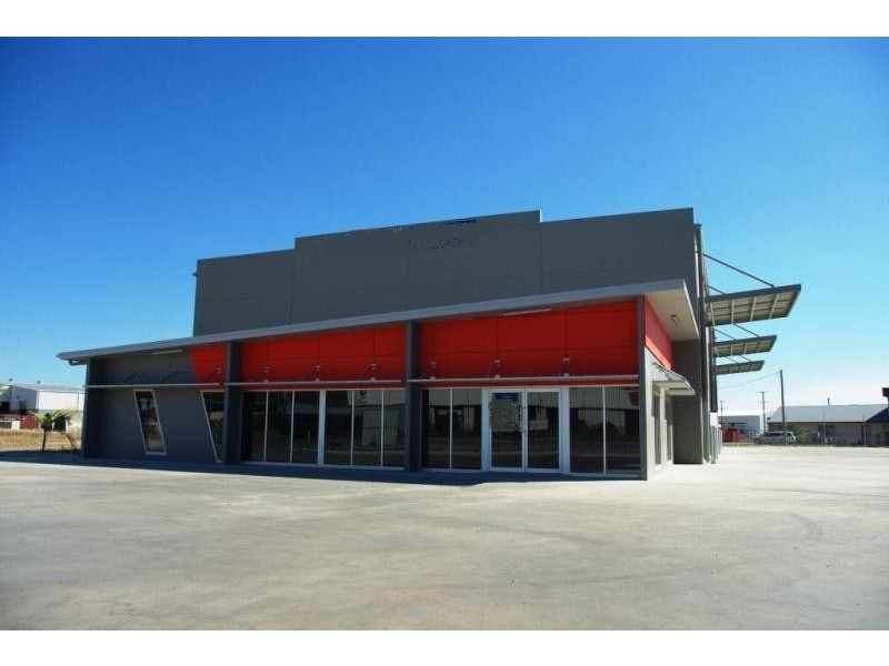 715 Ingham Road, Mount St John QLD 4818