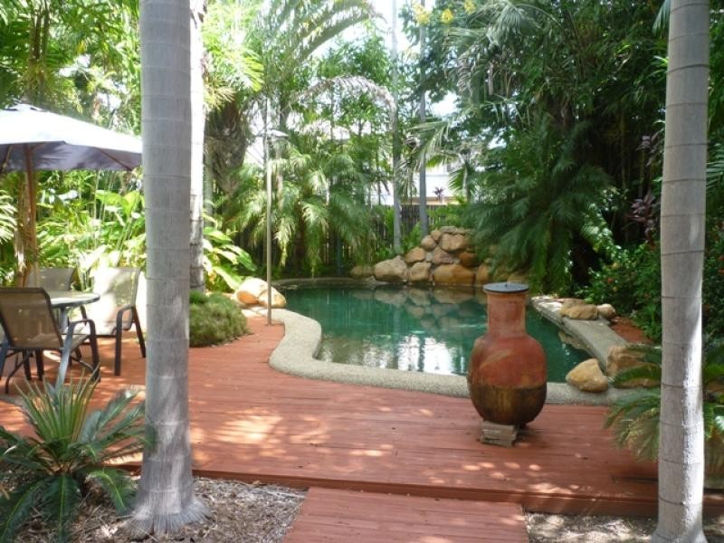 54 NINTH AVE, Railway Estate QLD 4810