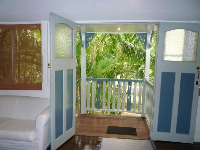 54 NINTH AVE, Railway Estate QLD 4810