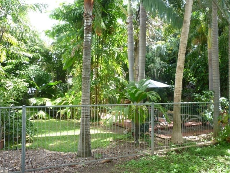 54 NINTH AVE, Railway Estate QLD 4810