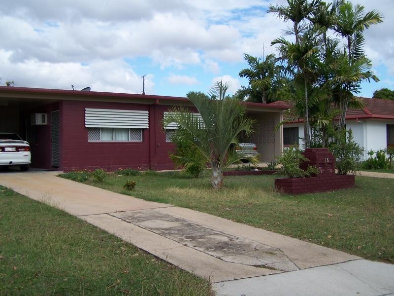 2/18 Mathiesen St, Cranbrook QLD 4814