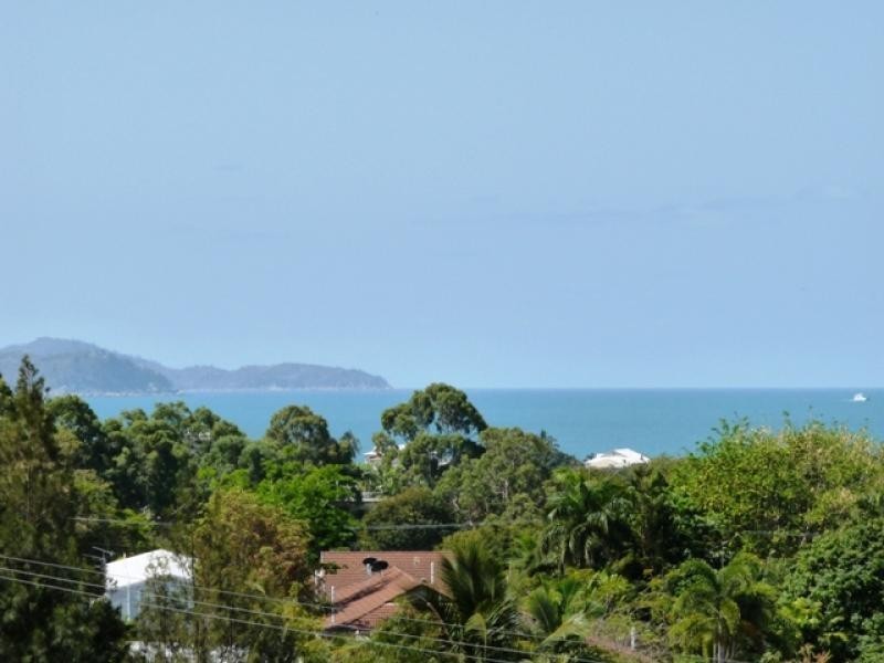 Lot 2/386 STANLEY STREET, Castle Hill QLD 4810