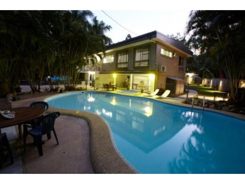 5 HORDERN AVENUE, Magnetic Island QLD 4819