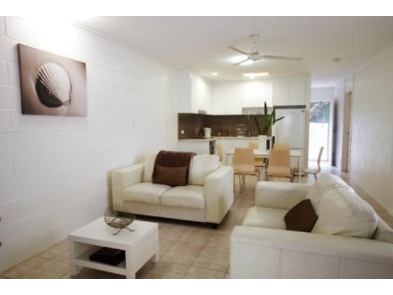 5 HORDERN AVENUE, Magnetic Island QLD 4819