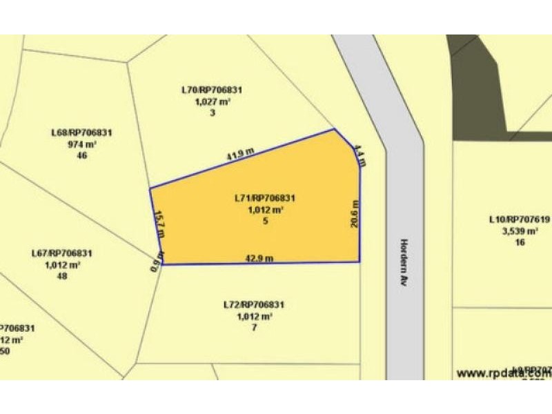 5 HORDERN AVENUE, Magnetic Island QLD 4819