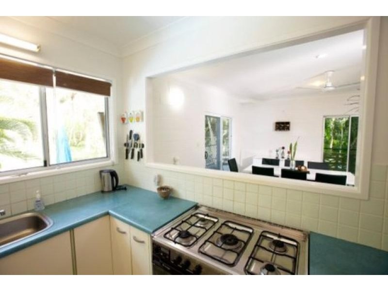 5 HORDERN AVENUE, Magnetic Island QLD 4819