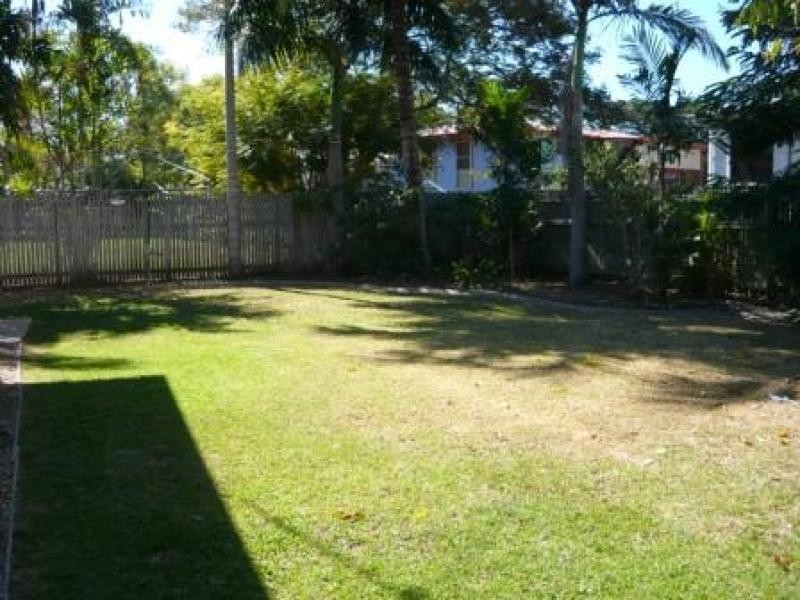 24 Cuthbert Crescent, Vincent QLD 4814