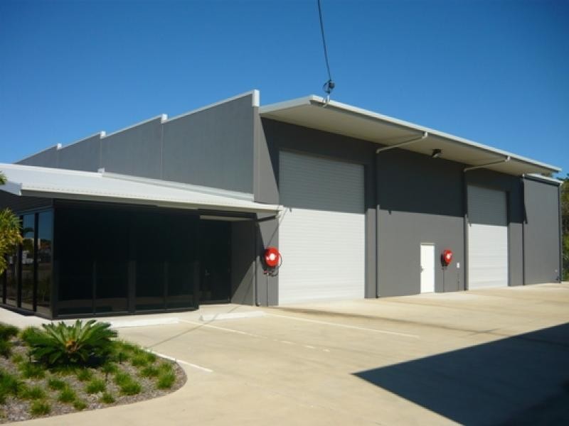 Unit 2/28 Auscan Crescent, Garbutt QLD 4814