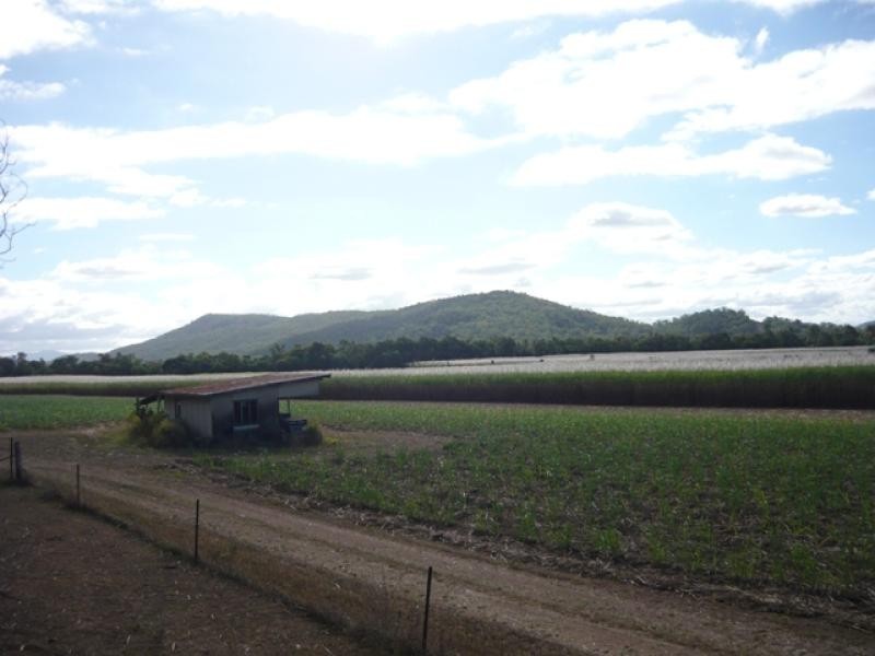 Lot 3/ Bruce Highway, Bambaroo QLD 4850