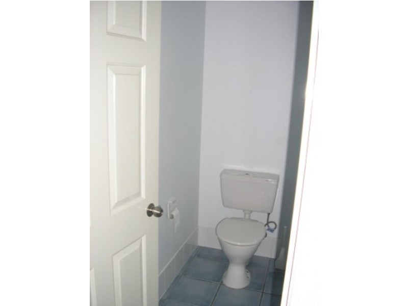 1/2 Macrossan St, South Townsville QLD 4810