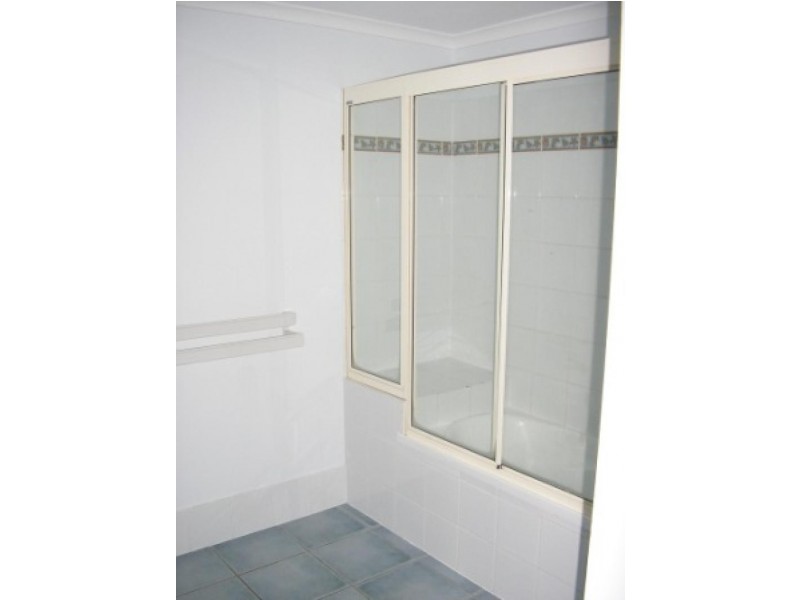 1/2 Macrossan St, South Townsville QLD 4810