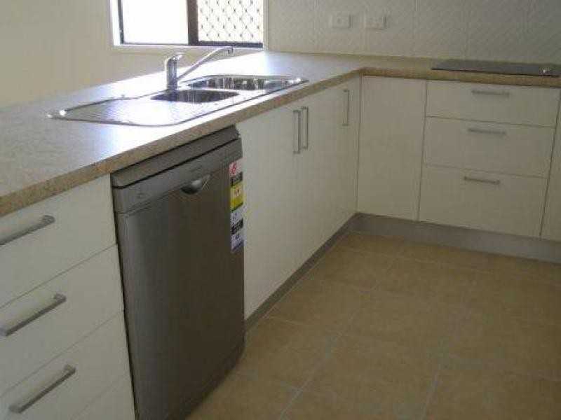 105 Lady Musgrave Crt, Northshore, Burdell QLD 4818