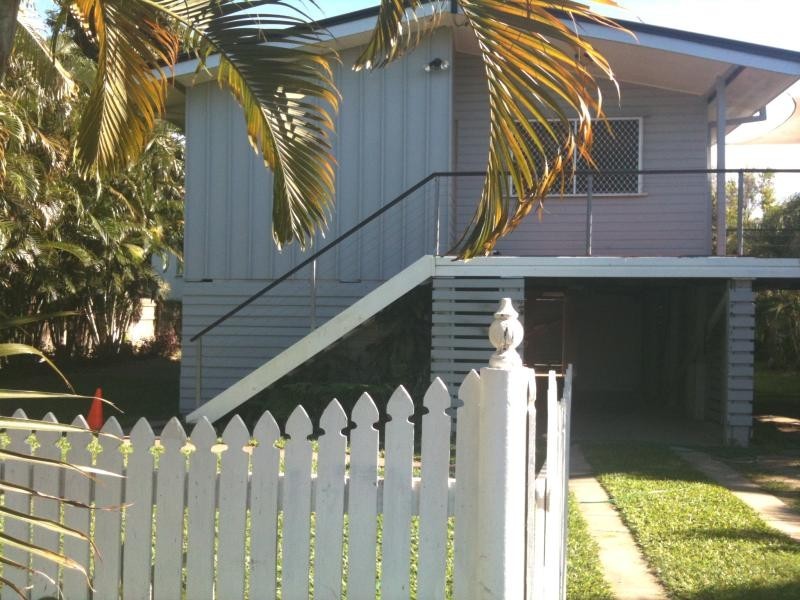 17 CLEMENTS CRESCENT, Vincent QLD 4814