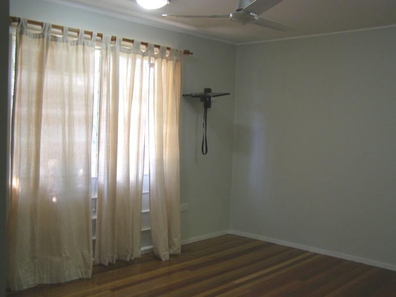 17 CLEMENTS CRESCENT, Vincent QLD 4814