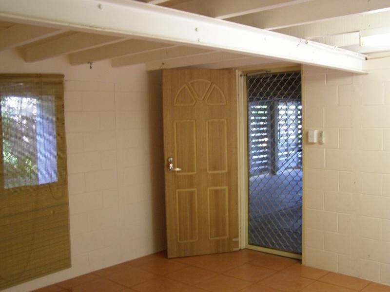 17 CLEMENTS CRESCENT, Vincent QLD 4814