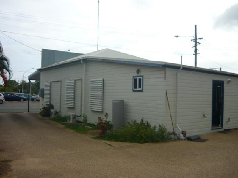 146 Ross River Road, Mundingburra QLD 4812
