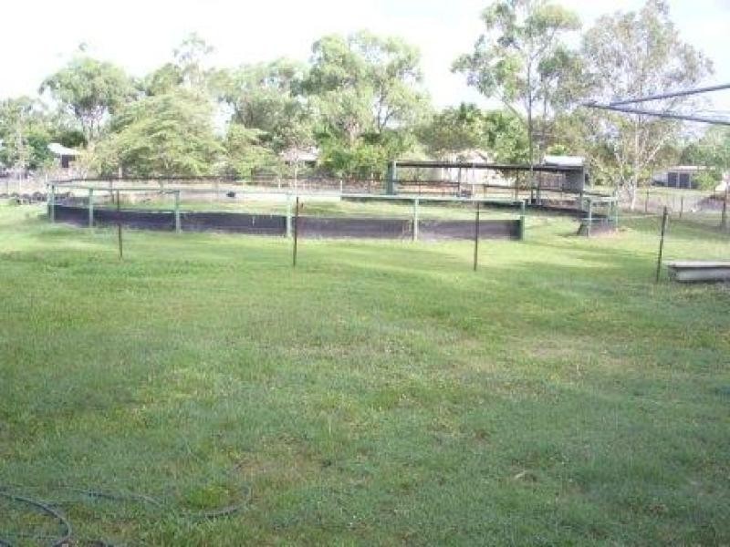 24 CALI COURT MOUNT LOW, Bushland Beach QLD 4818