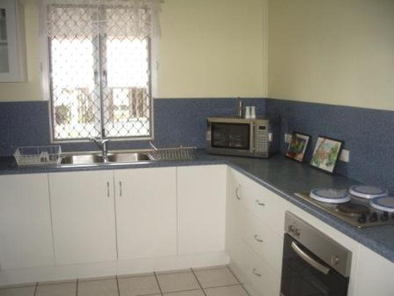 32 Sunderland Street, Garbutt QLD 4814