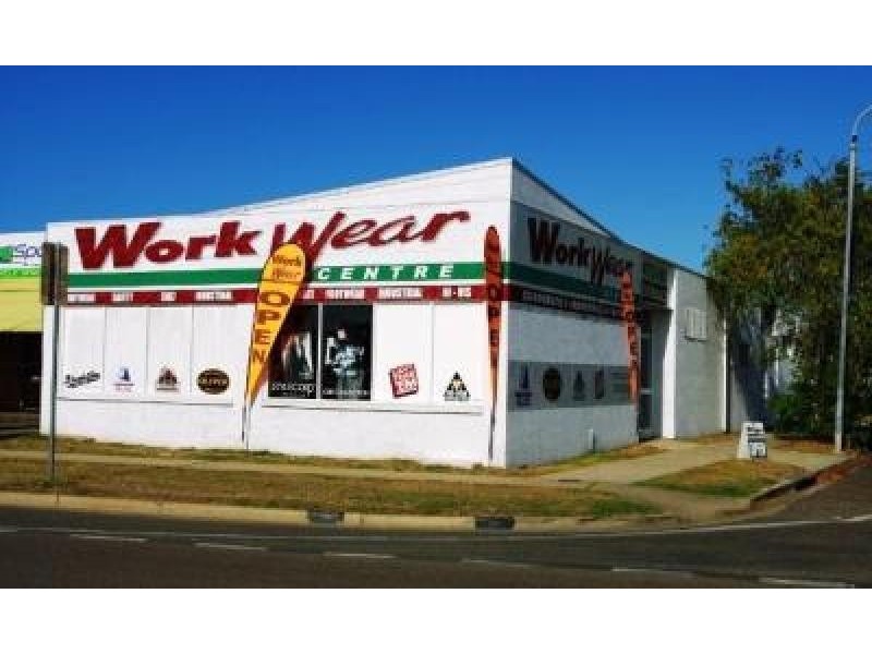 9 Railway Avenue, Railway Estate QLD 4810