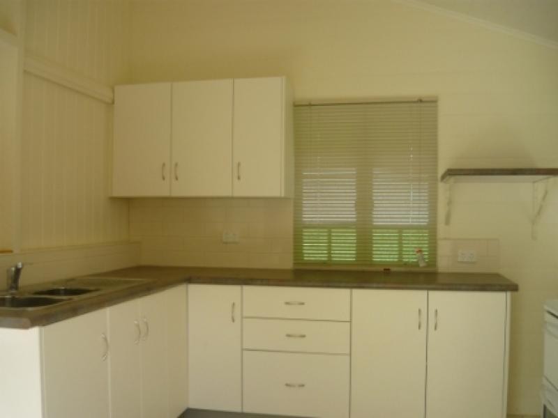 3 Ethel Street, Hyde Park QLD 4812