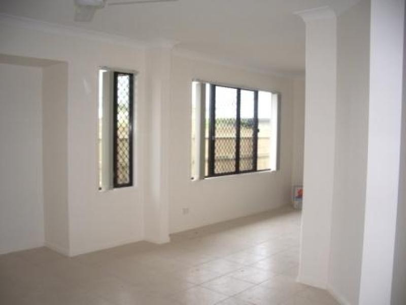 12 Peregrine Avenue, Kelso QLD 4815