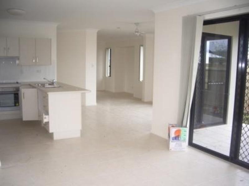 12 Peregrine Avenue, Kelso QLD 4815