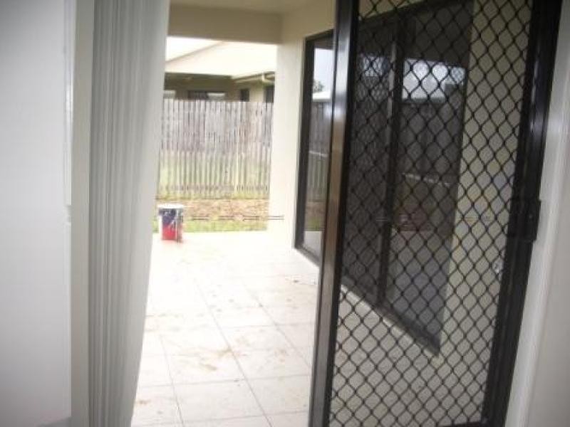 12 Peregrine Avenue, Kelso QLD 4815