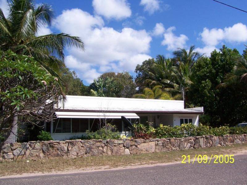 10 THE ESPLANADE, Nelly Bay QLD 4819