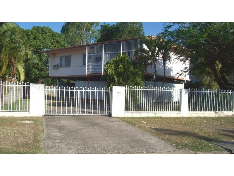 8 WINDSOR STREET, Hermit Park QLD 4812